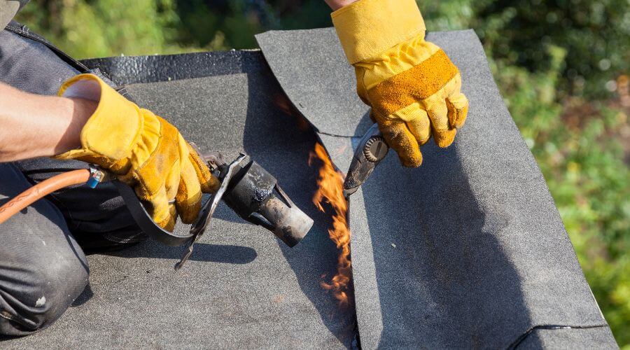 Professional flood damage restoration services in Lower Peach Tree, AL